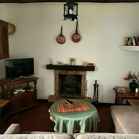 Vivelorural Casa Y Piscina En Vakantiehuis