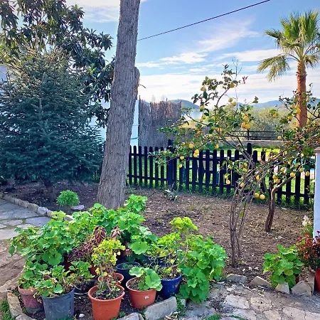 Vivelorural Casa Y Piscina En Vakantiehuis