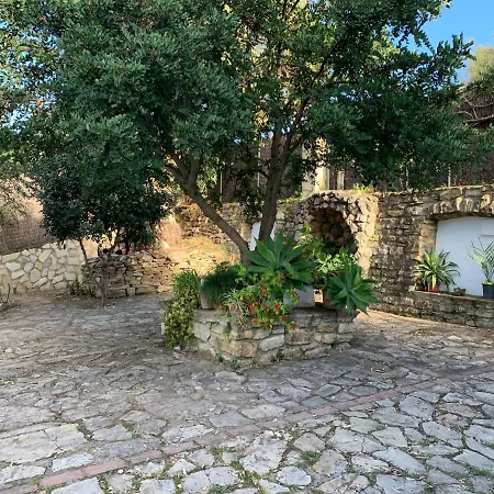 Vakantiehuis Vivelorural Casa Y Piscina En *